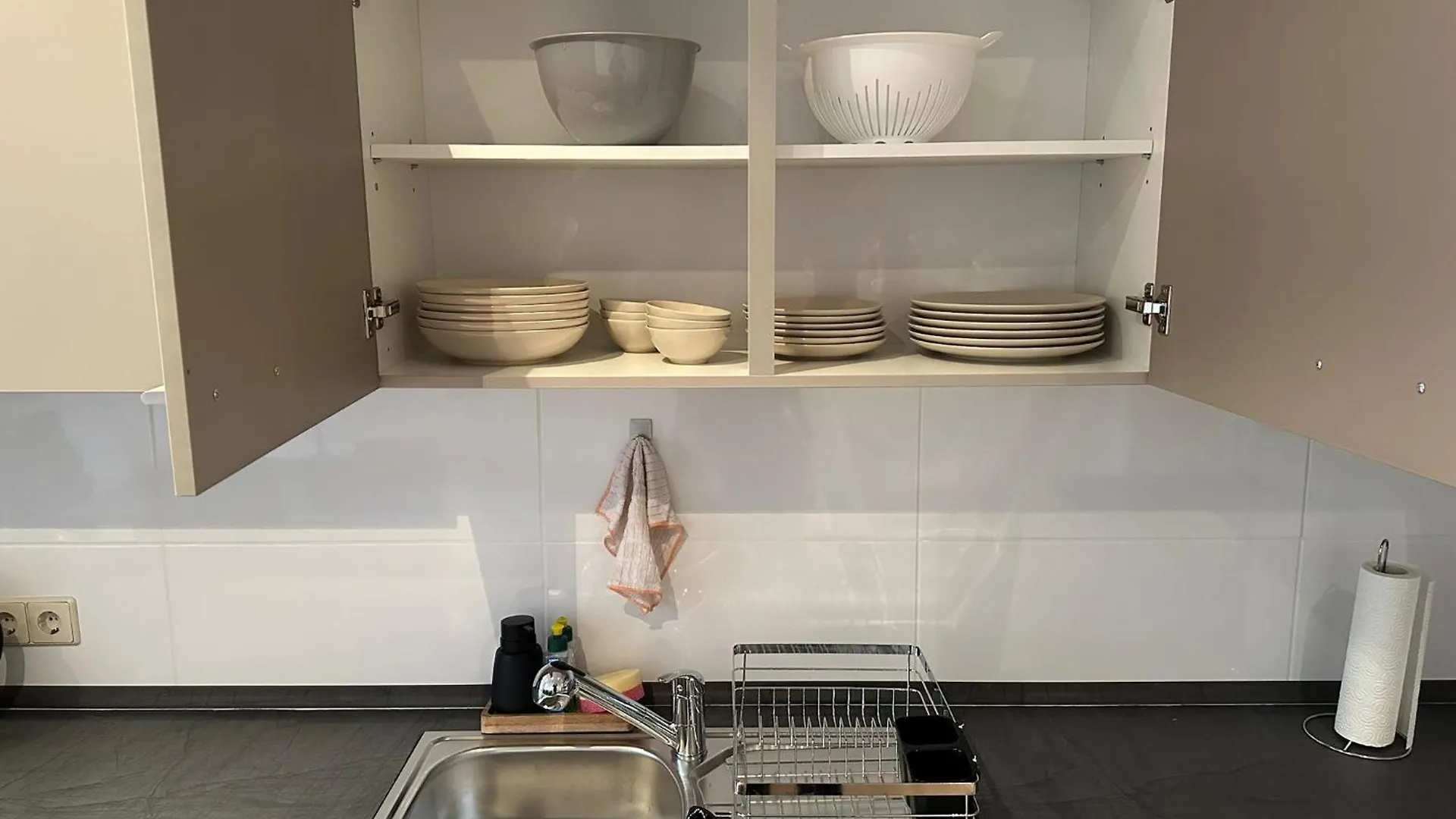 Linda Ninh Apartment Dresden